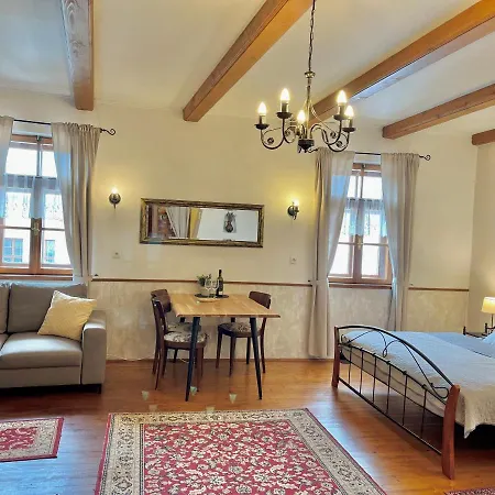 Apartmany Lavander Mikulov Lägenhet